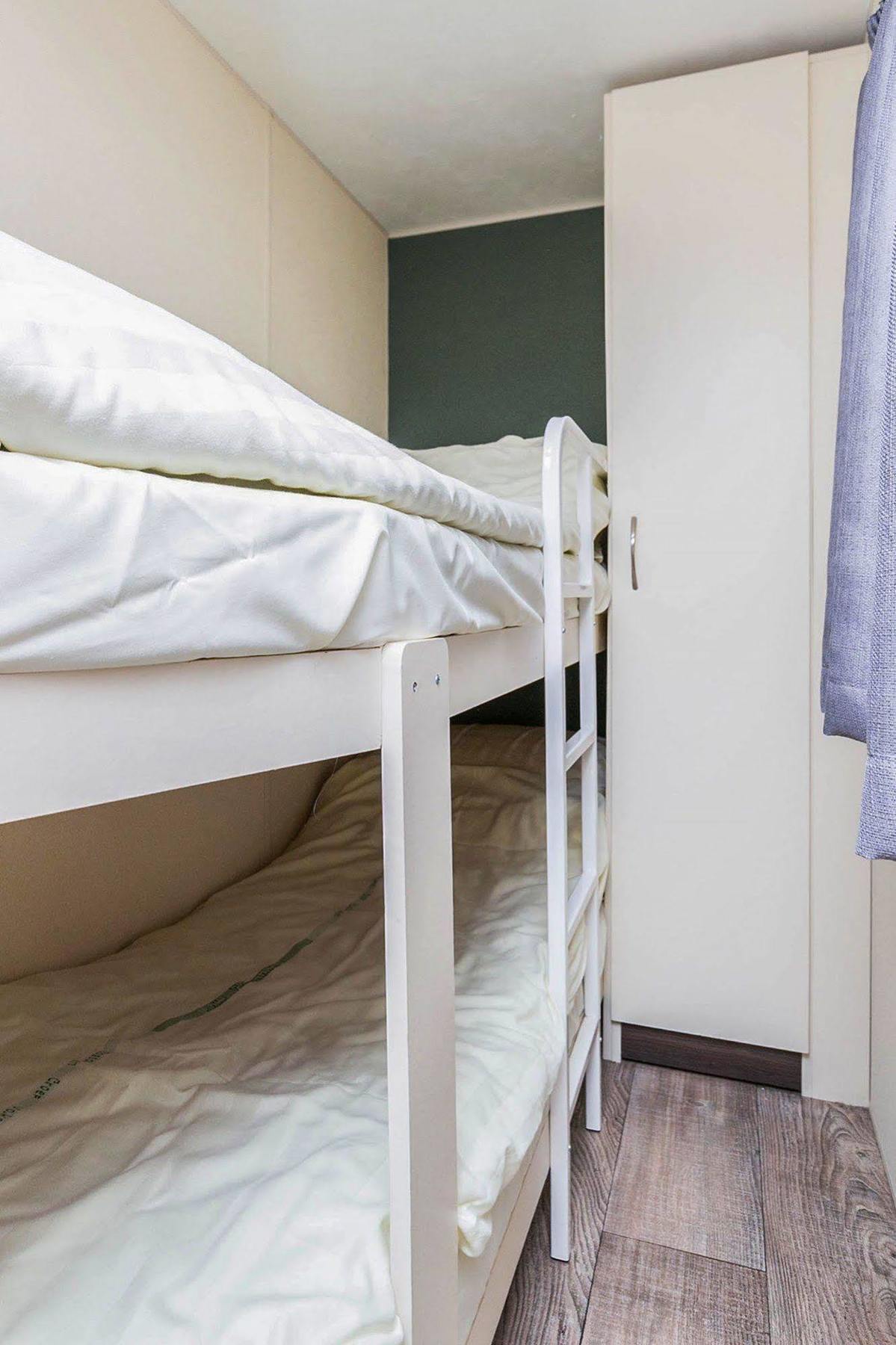 Oostappen Vakantiepark Hengelhoef Nv Hotel Aan de Wolfsberg ภายนอก รูปภาพ